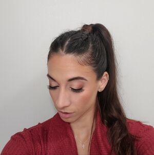 Meet your Posher, Nicole